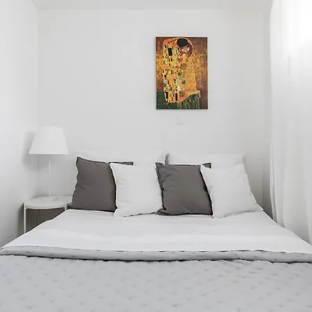アパート New!charming 2bd Close To Center And Natural *