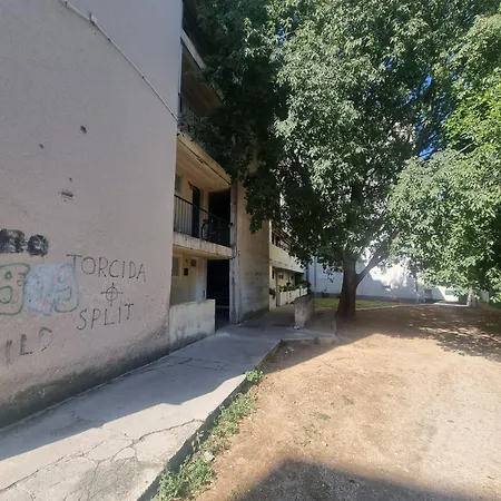 Apartment New!charming 2bd Close To Center And Natural *