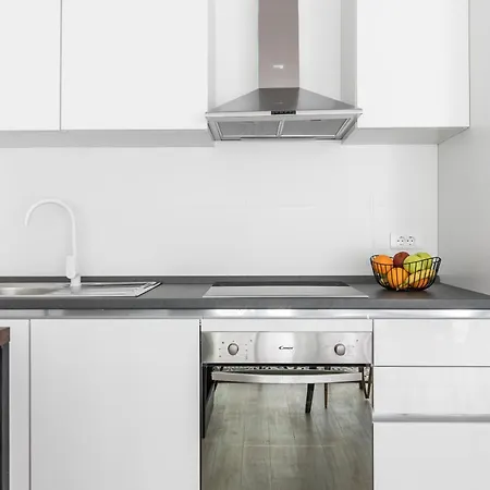 New!charming 2bd Close To Center And Natural